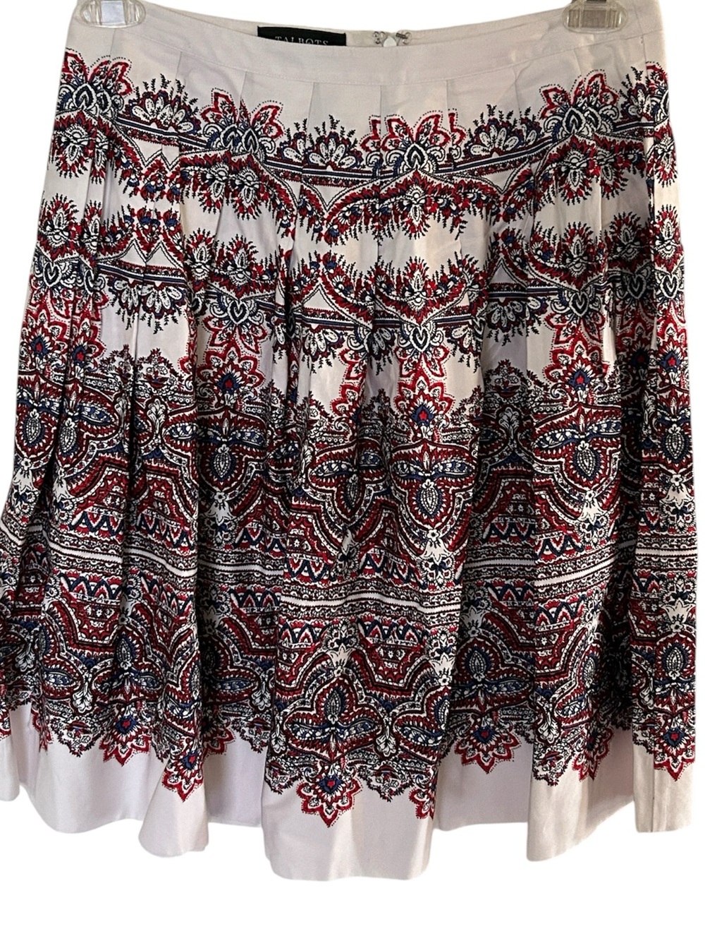 Talbots pleated White Skirt with Red and Blue Paisley Print size 6P